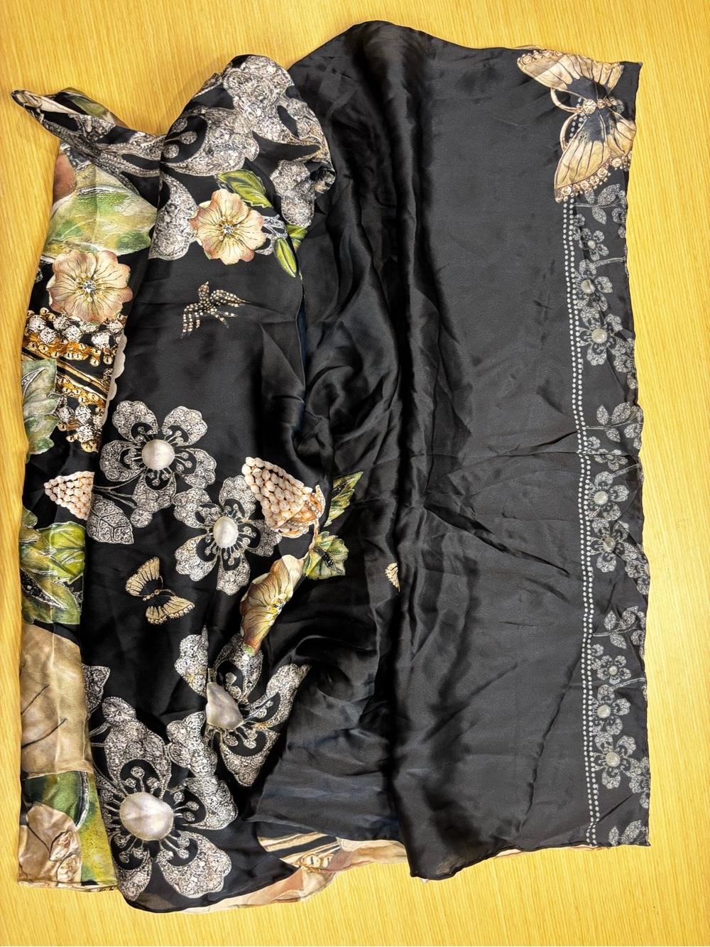 Ted Baker London "Gem Gardens" 100% Silk Scarf Black Floral